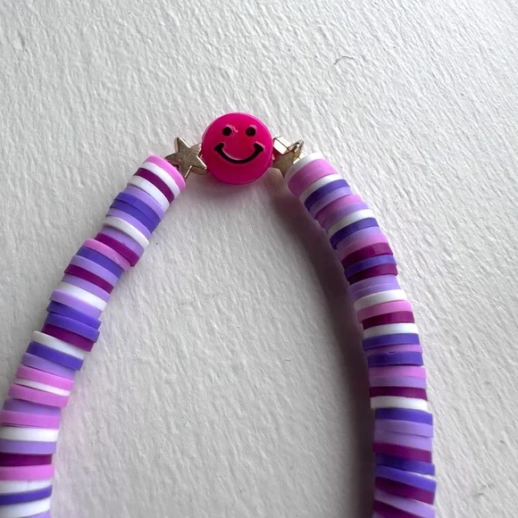 Handmade colorful clay bead bracelet gold tone stars pink smiley face stretch - Picture 6 of 6